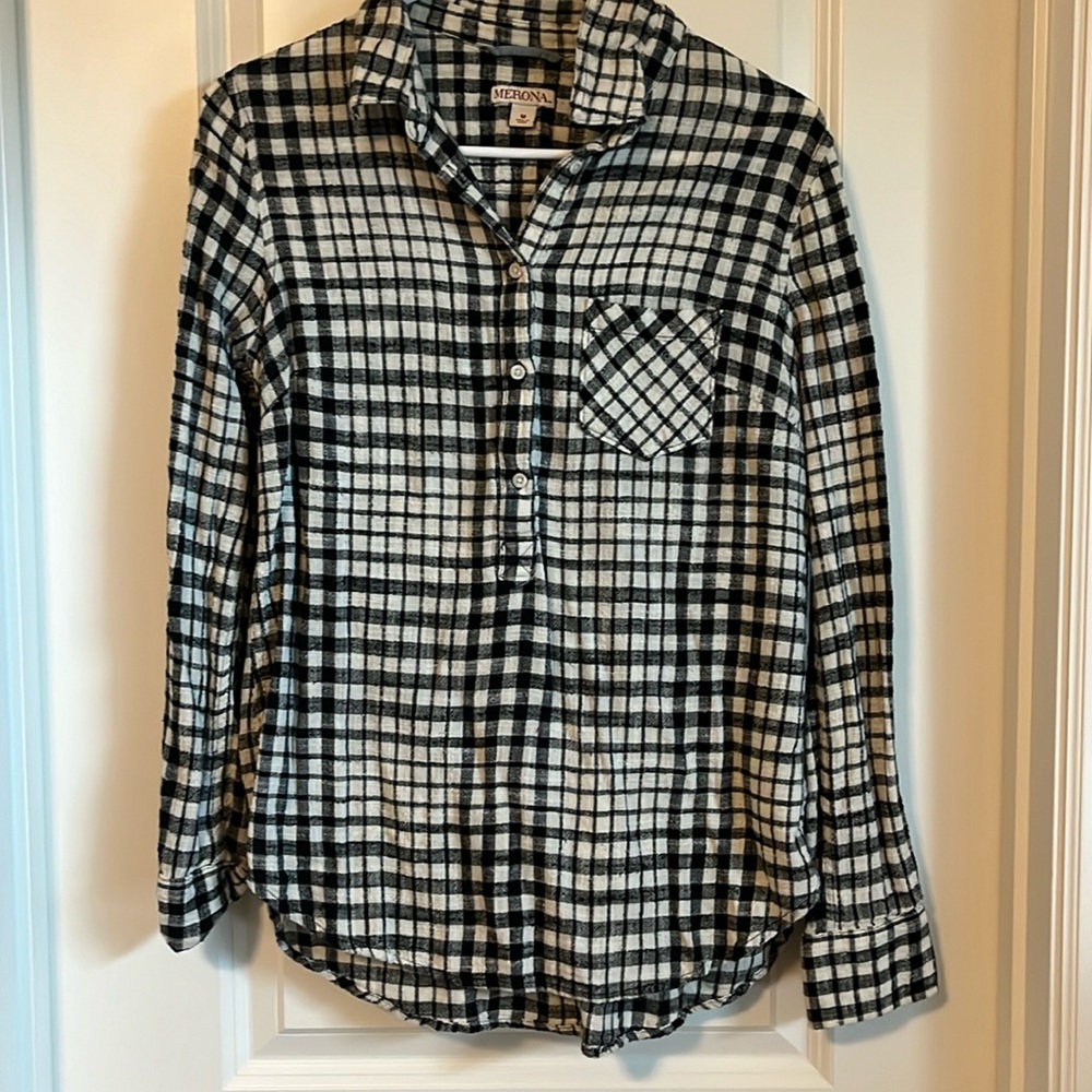 Merona black and cream plaid tunic top